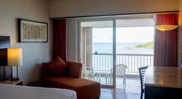 Номер Deluxe с балконом и с видом на море Azul Ixtapa Resort - Все включено