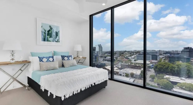 2BR Utopia Fortitude Valley Pool Rooftop King bed, Забронировать Апартаменты/квартира Апартаменты Брисбна, рядом с Англиканский собор св. Иоанна, Апартаменты/квартира