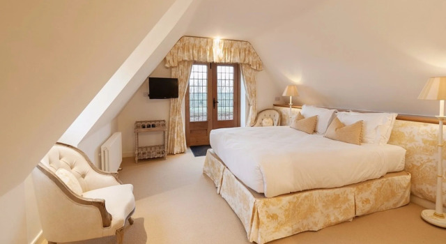 The Old Hall Ely, Забронировать Отель Бизнес-отели Англии, 4* 5*