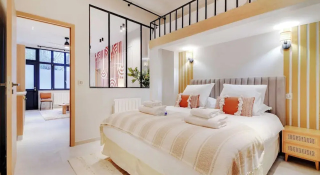 Charming Apartment - 2br/7p - Sacre-coeur / Ramey I, Забронировать Апартаменты/квартира Париж Иль-де-Франс, рядом с Монмартр