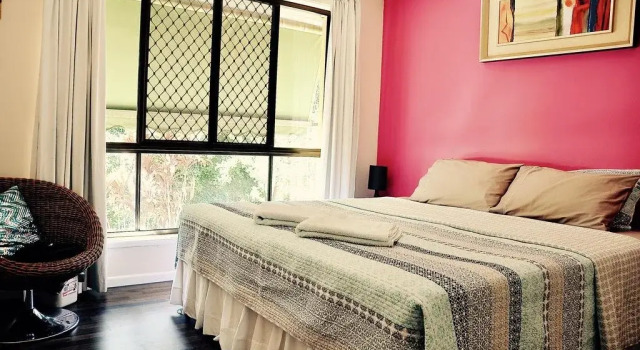 TL Warmest Homestay, Book Hotel Gold Coast Queensland