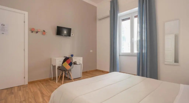 B And B Palermo Bella Rooms And Suites, Book Hotel Hoteller i Palermo med pool, nær Palermo Harbour, Swimmingpool