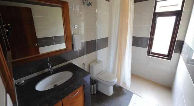 Двухместный номер Deluxe Suhim Portico Hotel & Resort