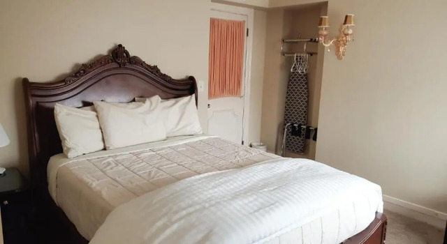 Четырёхместный номер Deluxe Lowell Inn