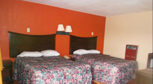 Travelers Motor Inn, Prenota Hotel Redford Michigan