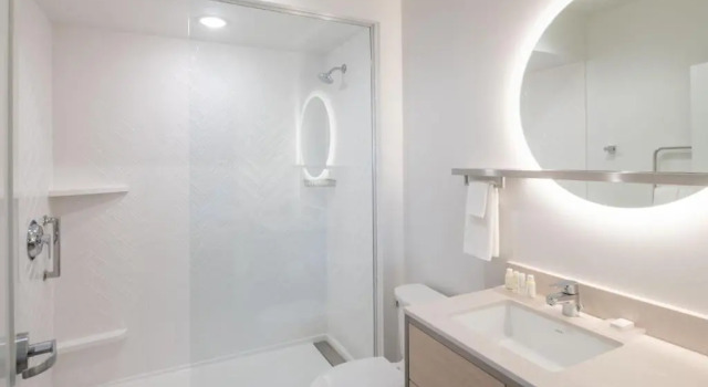 Номер Standard с балконом TownePlace Suites by Marriott Dallas Rockwall