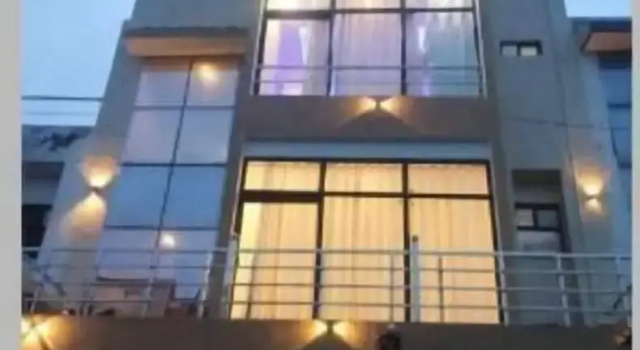 Fabhotel Karshani Kripa Dham