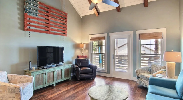 The Black Pearl 2 Bedrooms 2 Bathrooms Condo