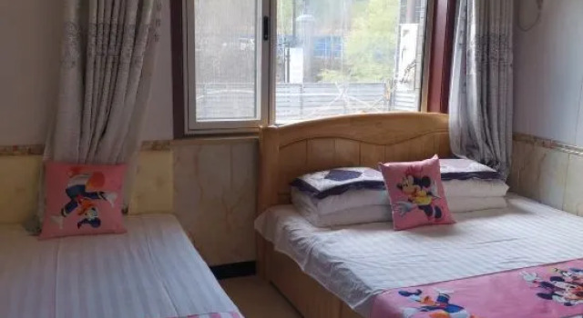 Beijing Xinyuecheng Homestay, Book Hotel Hoteller i Beijing Province med parkering, Parkering