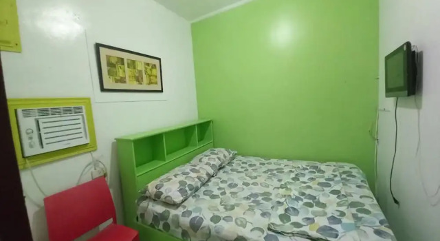 Семейный номер Standard OYO 1048 Jomckayl Apartelle