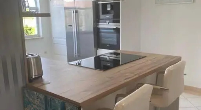 Lovely 3 Bedroom Apartment In Quiet Area w/ Pool
