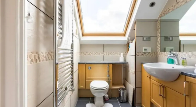 Коттедж Cosy 3 Bedroom House in Kingston