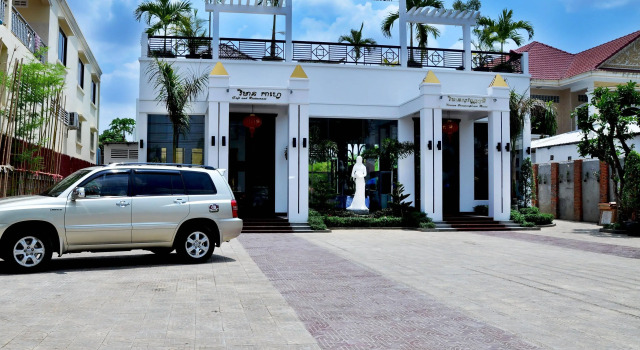 Vimean Sovannaphoum Resort, Забронировать Курортный отель Отели Баттамбанга 3 звезды, рядом с Union Commercial Bank, 3*