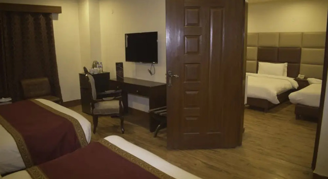 Luksusowy pokój Grand Millennium Hotel
