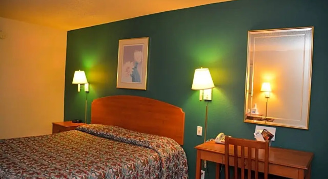 Двухместный номер Standard Stay Express Inn Near Downtown San Antonio TX