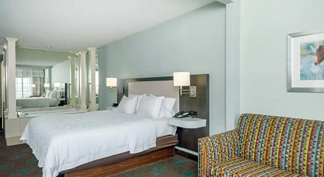 Двухместный номер Standard с балконом Hampton Inn & Suites Chincoteague-Waterfront, Va