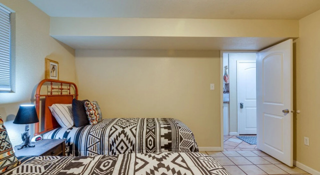 Pet-friendly Kanab Getaway w/ Patio & Grill!, Boek Hotel Hotels in Kane County met parkeren, Parkeren