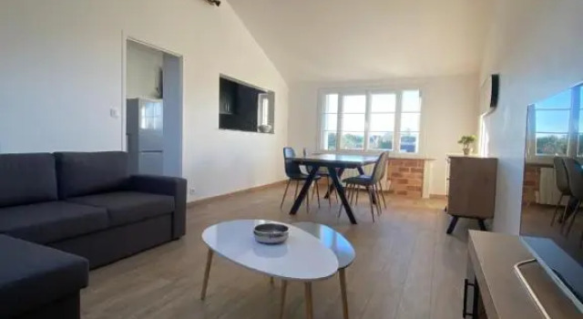 Superbe appartement proche CV, Rezervovat Apartmán Hotely v Cher s parkováním, Parkování