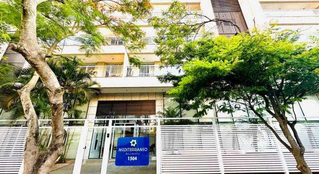 Mediterrâneo 507 - Todo Equipado, Suíte com Ar, Churrasqueira na Varanda, Internet 600MB WiFi, Estacionamento Grátis, a 1 Km das Praias, Забронировать Отель Отели штата Рио-де-Жанейро с парковкой, Парковка
