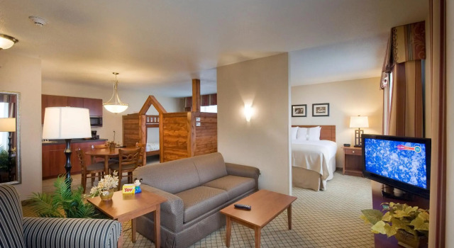 Holiday Inn Purdue - Fort Wayne by IHG, Rezerwuj Hotel Hotele w Fort Wayne ze śniadaniem, Śniadanie