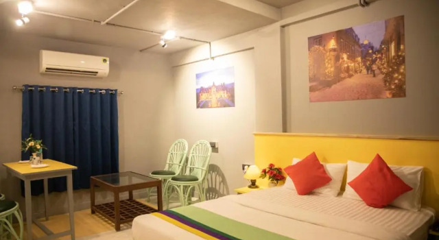 Hotel FORT28, Забронировать Отель Отели штата Махараштры с завтраком, Завтраки