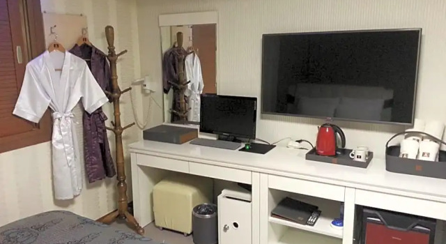 Трёхместный номер Standard MJ Hotel
