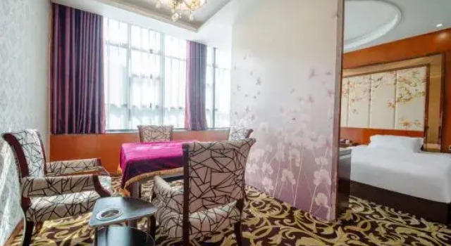 Люкс Business Shehong Yuetu Business Hotel