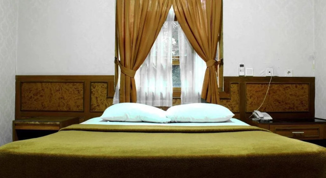Hotel Sepuluh Lingkar Selatan, Rezervovat Hotel Bandung Wetan 
