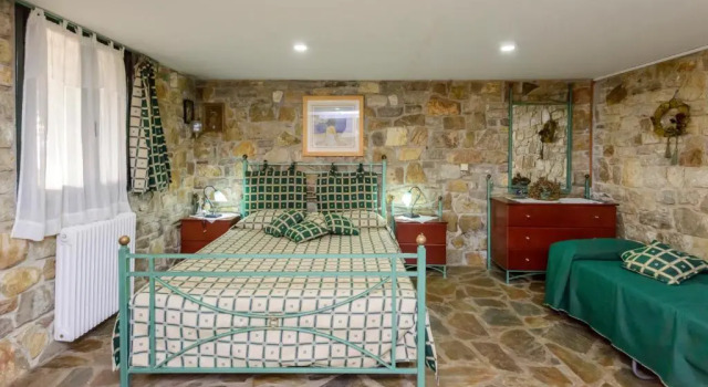 Stone Garden Studio - Private Vacation Hideout, Забронировать Апартаменты/квартира Апартаменты периферийной единицы Мессения, Апартаменты/квартира