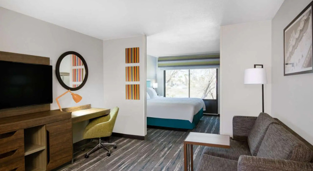 Двухместный люкс Hampton Inn & Suites Las Vegas-Henderson