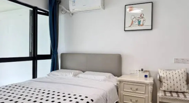 Люкс с 2 комнатами с видом на море Ayong's Sea·Seaview Apartment (Haikou Bay Poly Branch)