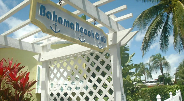 Bahama Beach Club Pompano, Забронировать Апарт-отель Помпано-Бич Broward County