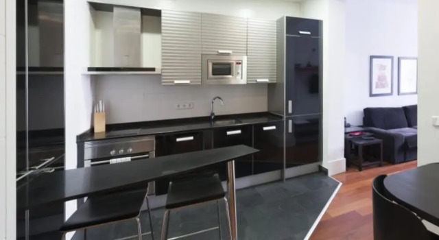 Modern Flats in Justicia by Allô Housing, Забронировать Отель Бизнес-отели Мадрида, рядом с Театр Монументал, 4* 5*