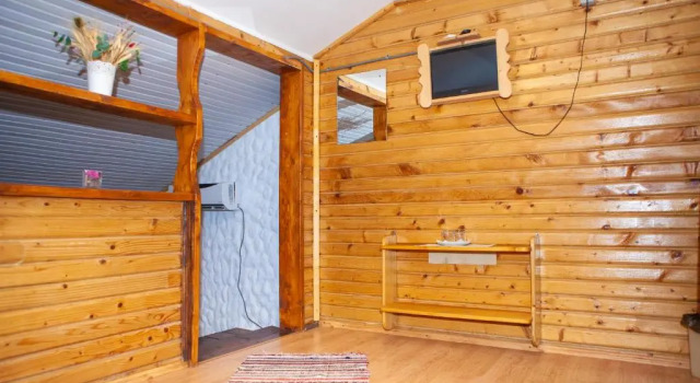 Бунгало с красивым видом из окна Casa Lazaroiu