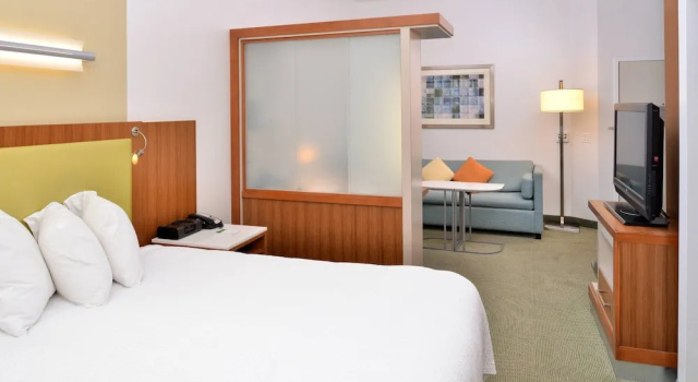 Люкс SpringHill Suites Kingman Route 66