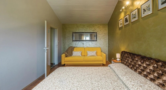 Amazing Home in Ravni with Hot Tub, WiFi & 1 Bedrooms, Réserver Hôtel Hôtels et hébergements à Ravni, Hôtel