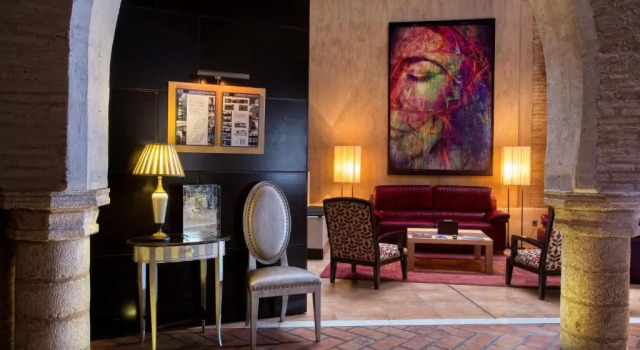 Hotel Monasterio Benedictino, Book Hotel Hotels in Aragon with Parking, Parking