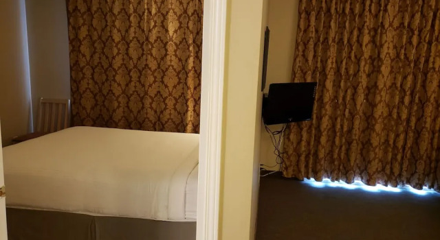 Люкс Standard Shemron Suites Hotel
