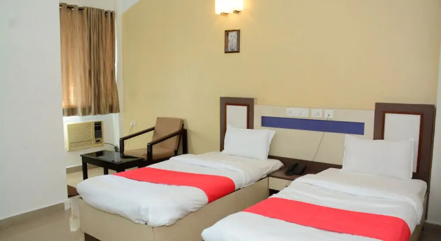 Двухместный номер Deluxe Hotel City Garden