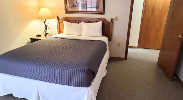 Номер Standard с 2 комнатами Bridgeport Waterfront Resort