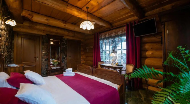 RetroHouse, Buchen Sie Bed & Breakfast SPA-Hotels in Reda, SPA