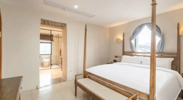 Люкс Deluxe Qiheng Shishe Hotel