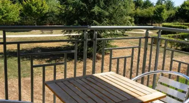 Beautiful apartment * parking* Disneyland 10 min, Rezervasyon Daire Montévrain 