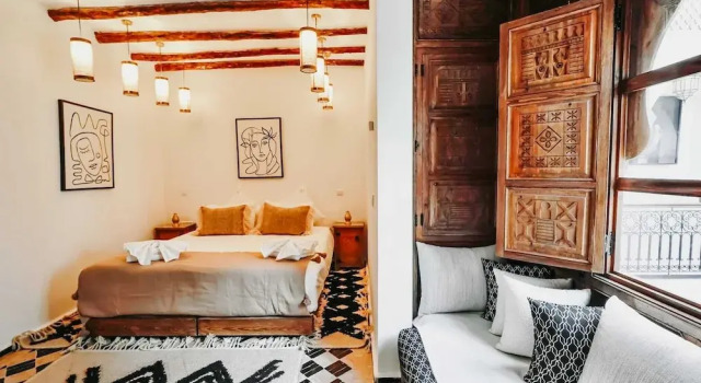Camera Standard Riad NL&S Collection