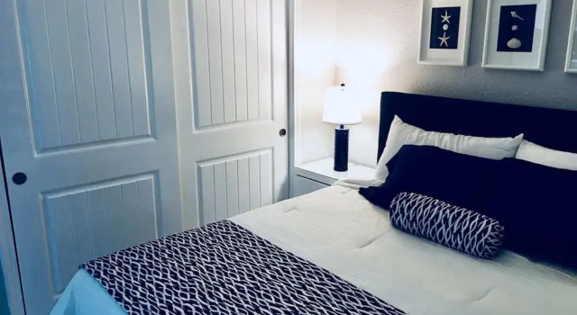 Inverness Condominium 500, Buchen Sie Ferienwohnung Hotels in Padre Island mit Pool, Schwimmbad