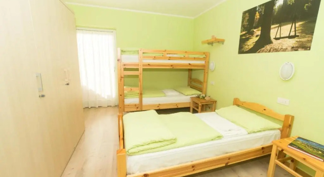 Трёхместный номер Standard с балконом Hostel LOst - Ostello di Grumes