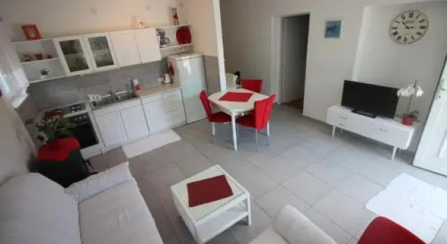 Apartment Sandra, Забронировать Апартаменты/квартира Отели Приморско-Горанской жупания с парковкой, Парковка