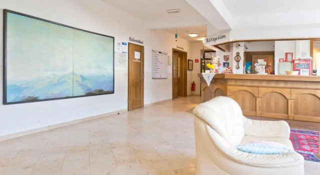 Flackl - Wirt, Book Hotel Hotels in Neunkirchen with Parking, Parking