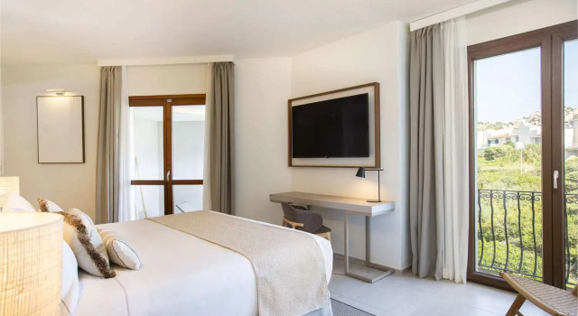 Полулюкс Mangias Santa Teresa Sardinia, Curio Collection by Hilton