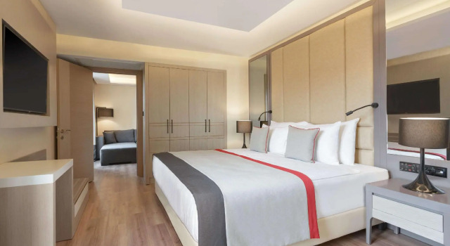 Двухместный люкс c 1 комнатой Ramada Residences by Wyndham Balikesir